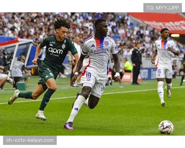 摩纳哥中场核心接受专访，谈球队赛季目标与个人未来